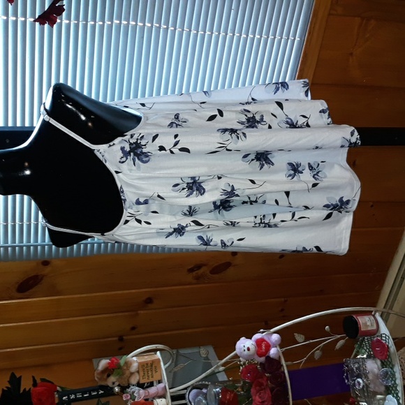 Tops - Shenzhen Tank Top (for breastfeeding)